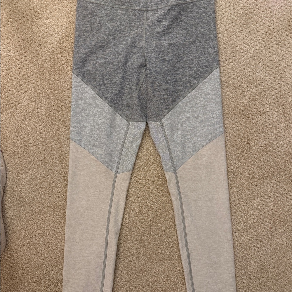 Outdoor Voices Women's Gray and Cream Leggings